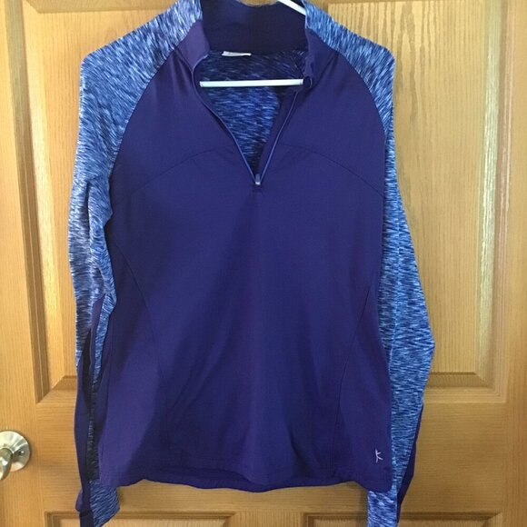 Danskin Activewear Shirt - Picture 1 of 2